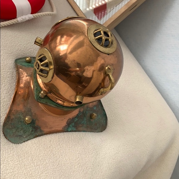 Nautical Flag/Vintage Diver Helmet Decor Set - Picture 10 of 11